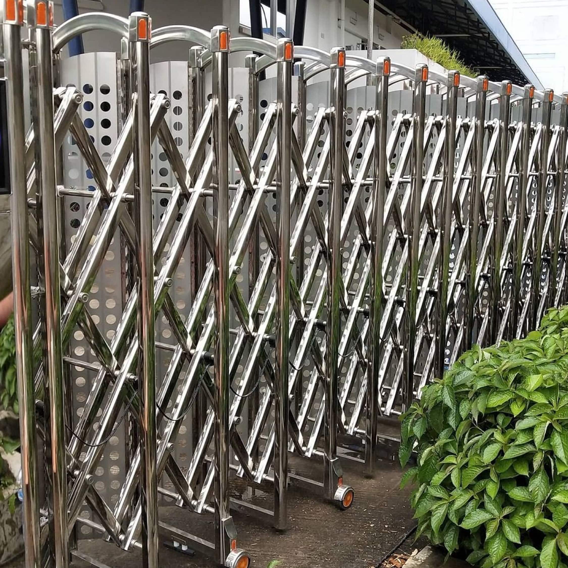 Read more about the article Retractable Gates